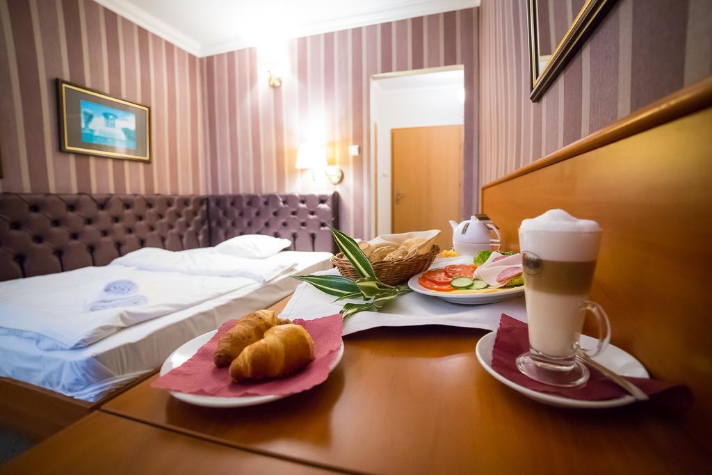 Hotel Europejski Nysa Quarto foto